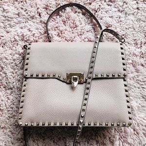 VALENTINO GARAVANI 🌹 ROCKSTUD TOP HANDLE SATCHEL